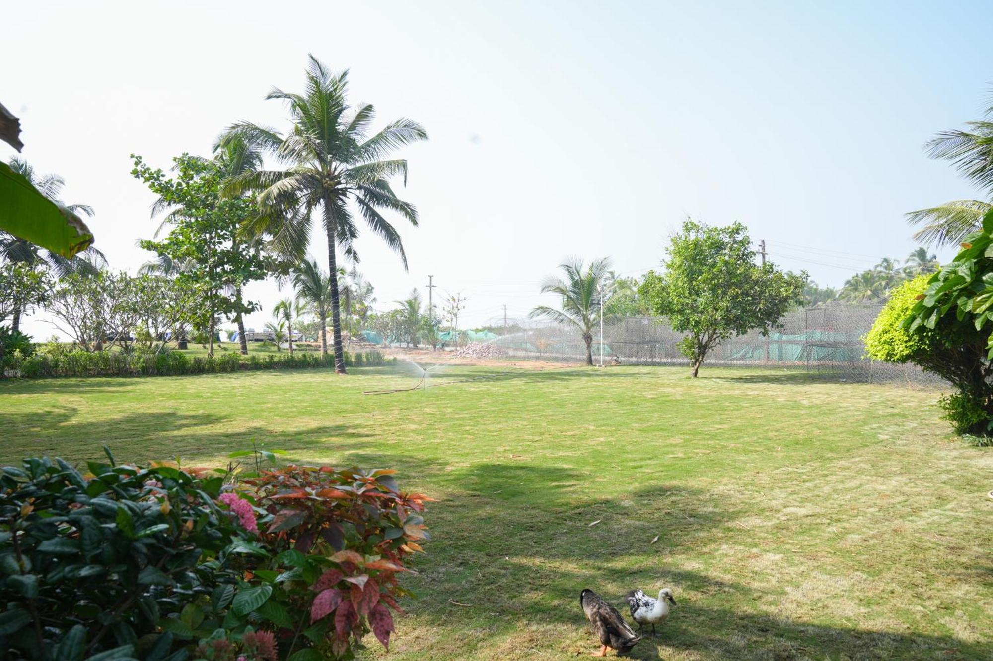 Regenta Beach House Resort, Goa Benaulim Buitenkant foto